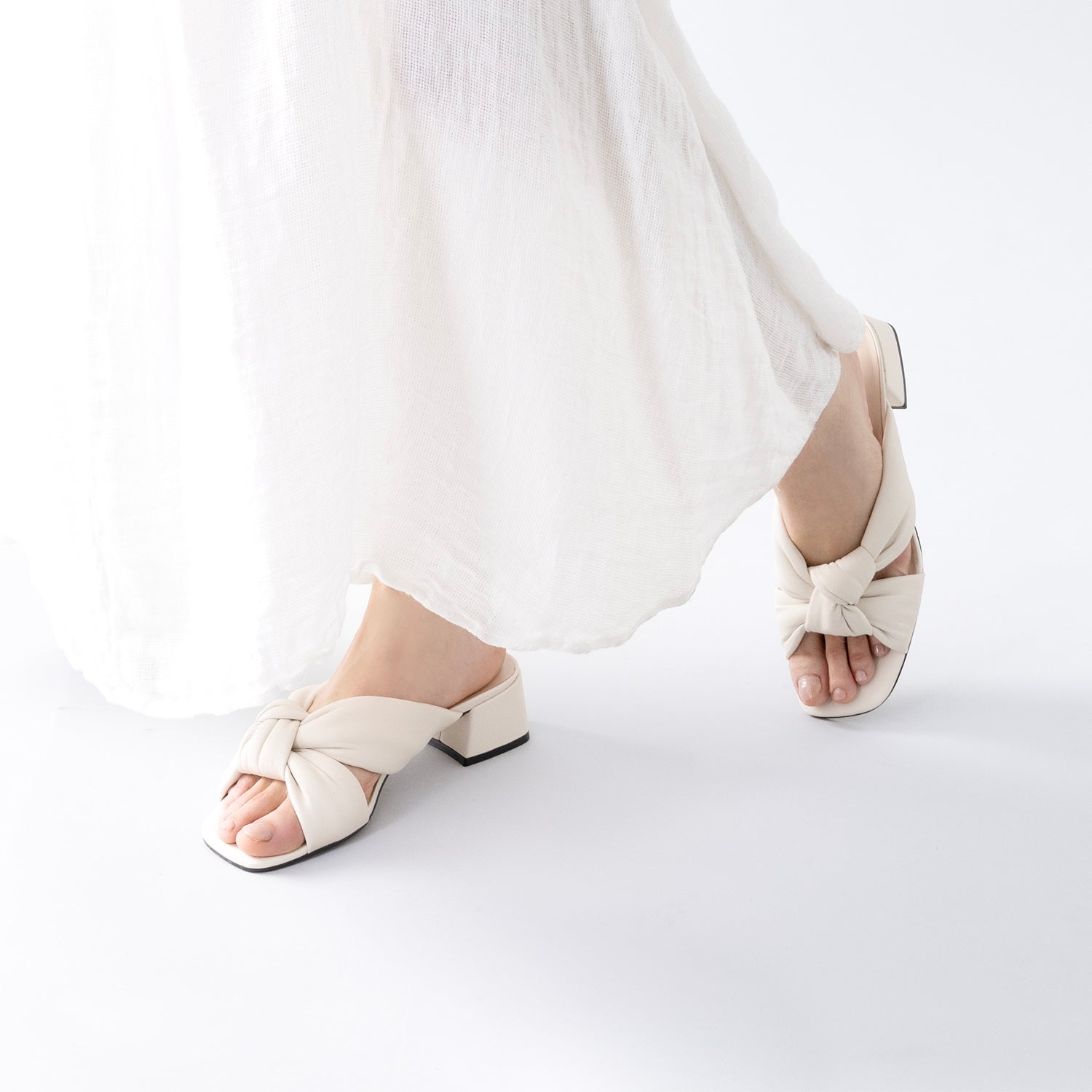 Adele Mule Sandal 40mm | Ivory leather