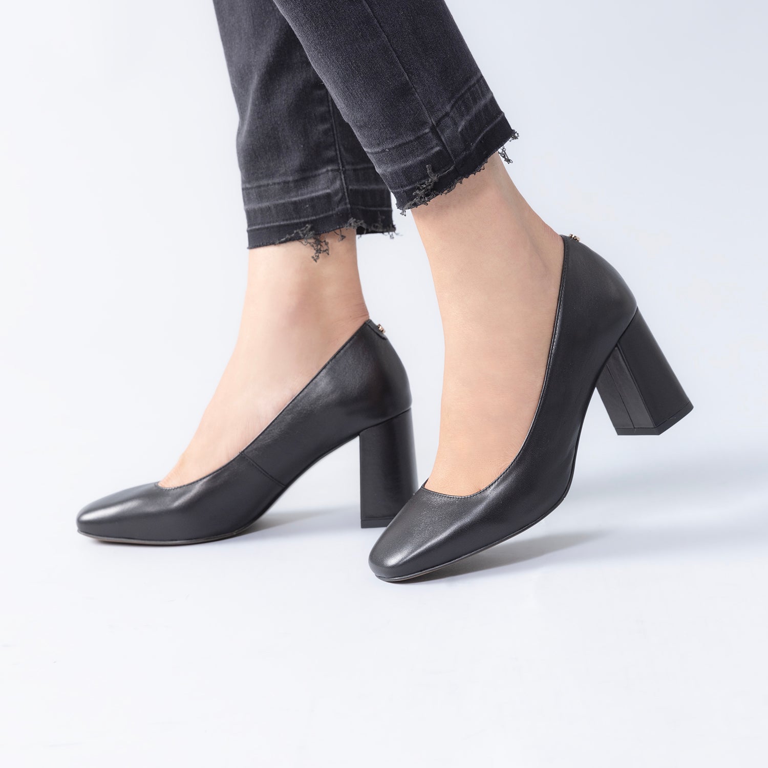 Jess Pump Heel | Black leather